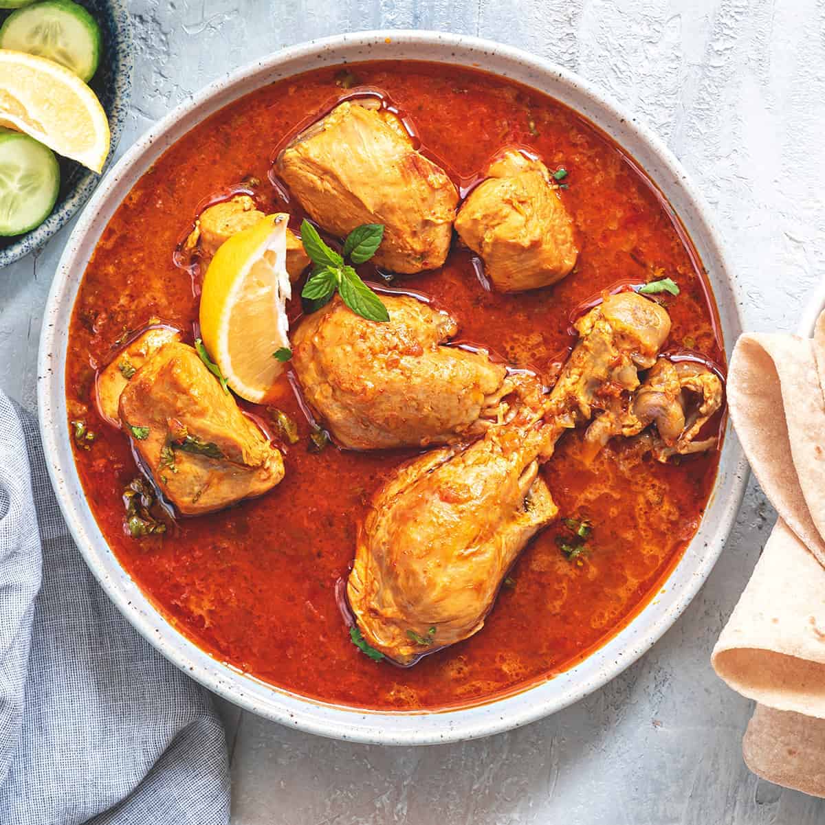 CHICKEN CURRY