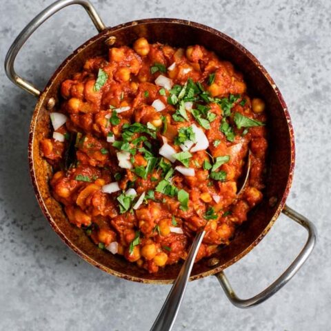 CHANA MASALA (VEGAN OPTIONAL)