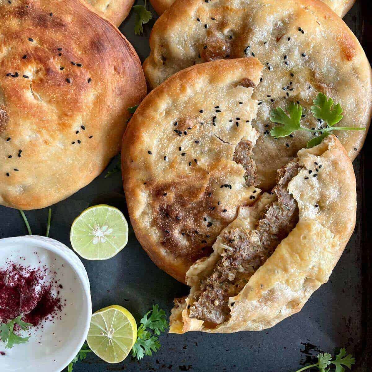 KEEMA NAAN