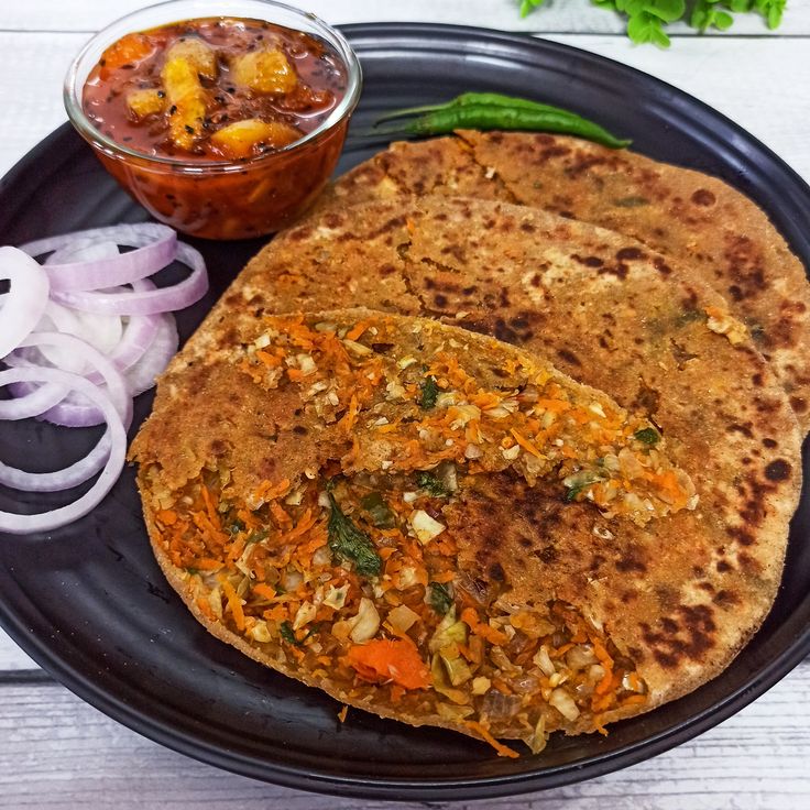 MIX PARATHA (1 PC)